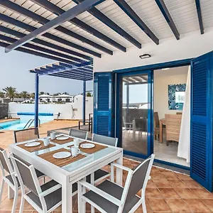 https://villa-liv.in-canary-islands.com